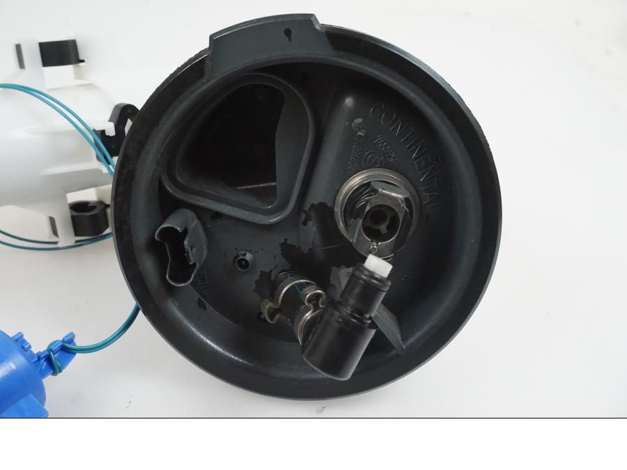 Höger sida på Bensinpump insprut från en BMW R Ninet -2017 motorcykel.