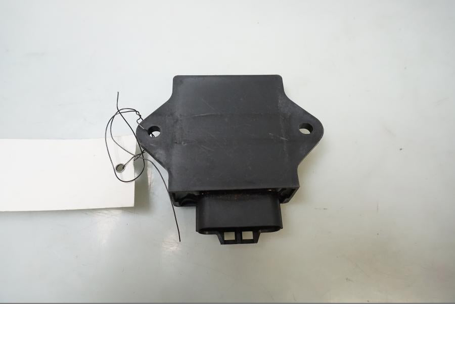 Baksidan på CDI / ECU från en Yamaha YZF-R 125 -2009 motorcykel.