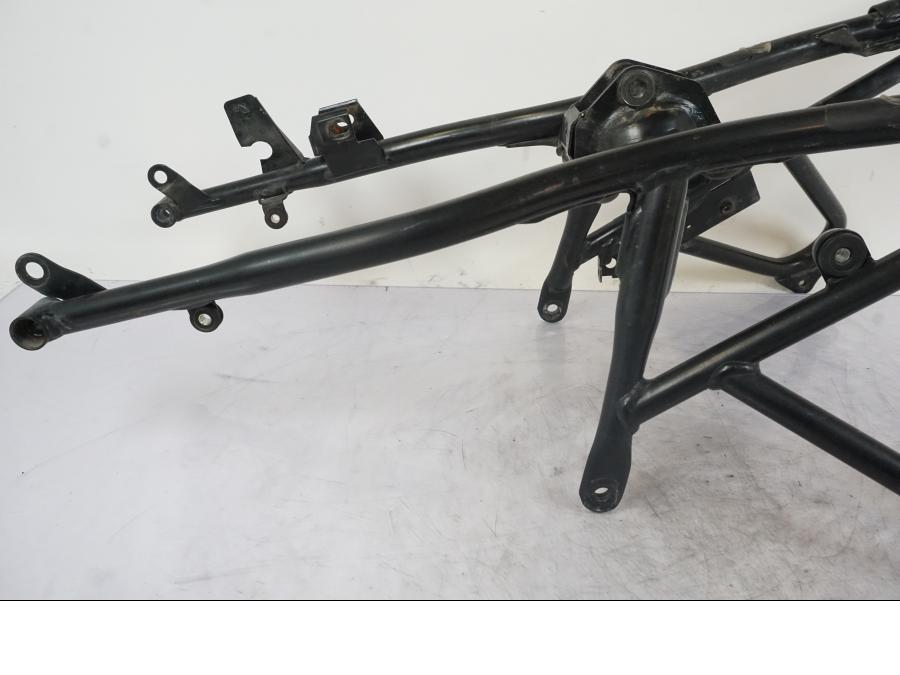 Baksidan på Bakram från en BMW R 1150 GS -2002 motorcykel.