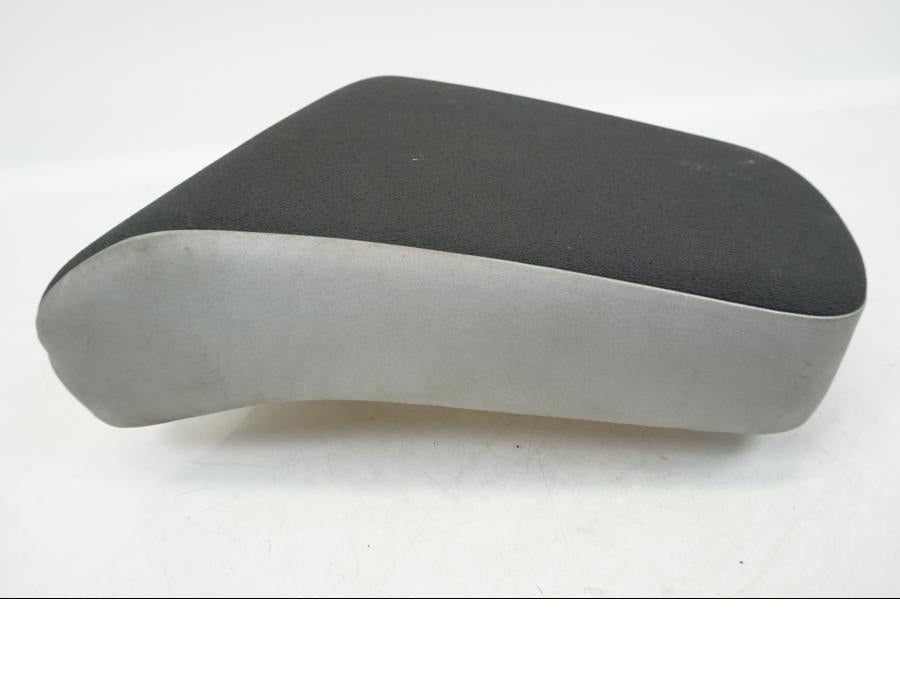 Snett uppifrån på Sadel från en Yamaha XT 1200 A -2010 motorcykel.