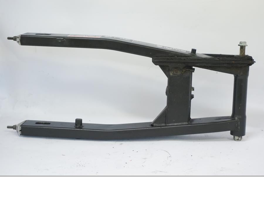 Höger sida på Sving från en Honda CB 500 X -2015 motorcykel.