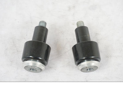 Framsidan på Styrvikt från en BMW R 1200 GSA -2012 motorcykel.