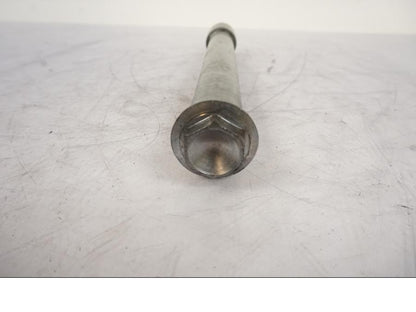 Höger sida på Axel från en Honda CBR 900 RR -2003 motorcykel.