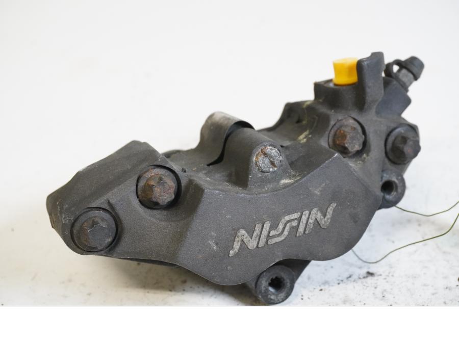 Framsidan på Bromsok från en Honda CBR 900 RR -1997 motorcykel.