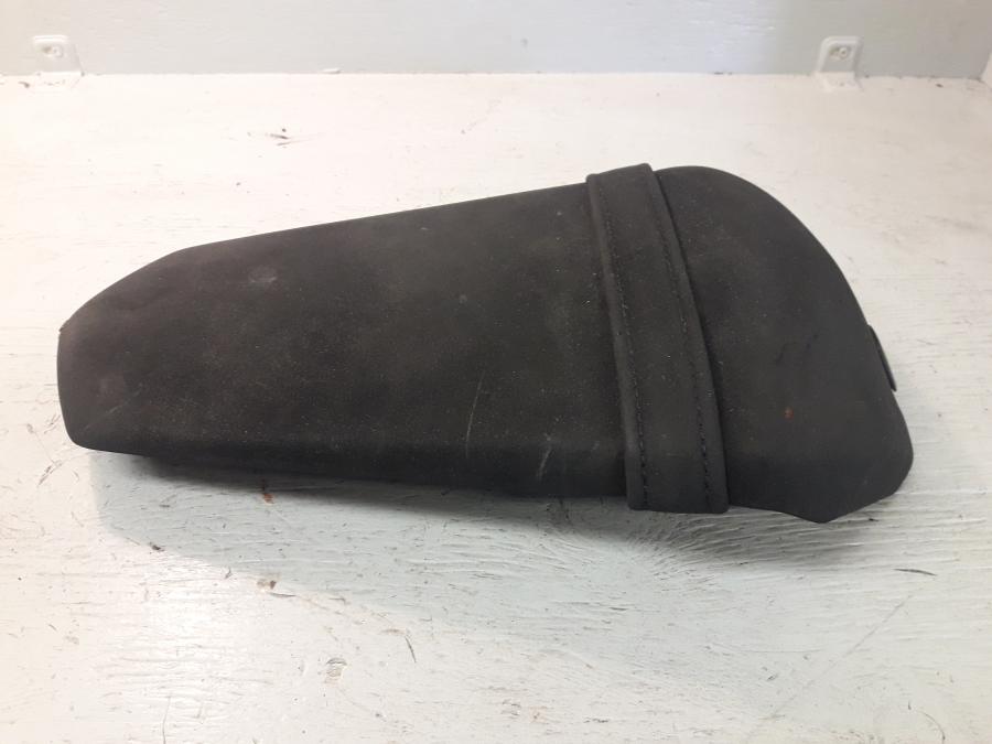 Baksidan på Sadel från en Yamaha MT 125 -2017 motorcykel.