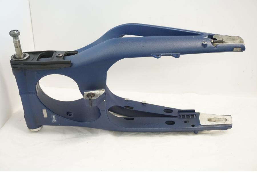 Vänster sida på Sving från en Triumph Daytona 675 -2010 motorcykel.