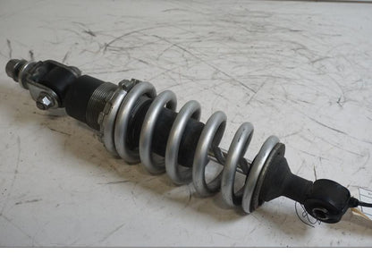 Framsidan på Stötdämpare från en Triumph Street Triple -2009 motorcykel.