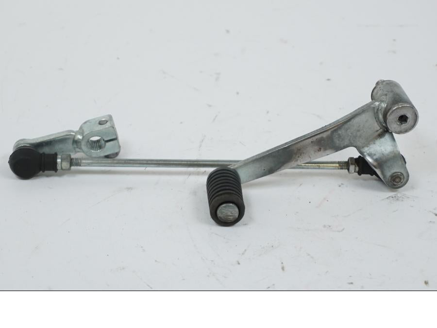 Framsidan på Växelpedal från en Honda CBR 600 -1998 motorcykel.