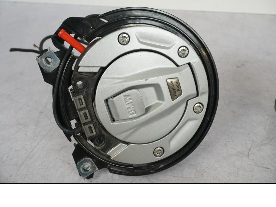 Höger sida på Låssats från en BMW R 1200 GSA -2018 motorcykel.