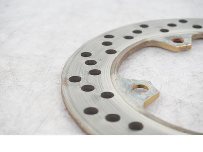 Baksidan på Bromsskiva från en Kawasaki Z 1000 -2003 motorcykel.