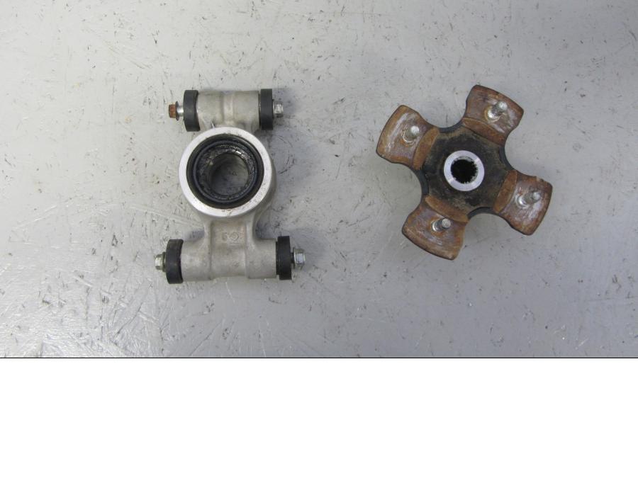 Baksidan på Spindel från en Suzuki LTA 750 XP E -2009 motorcykel.