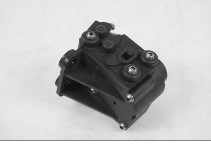 Extrabild4 på <p>Låssats från BMW R 1200 RT 2011.</p>

<p>2st nycklar och 1st plastnyckel, tändningslås, förvaringfackslås, sadellås och tanklock.</p> motorcykel.