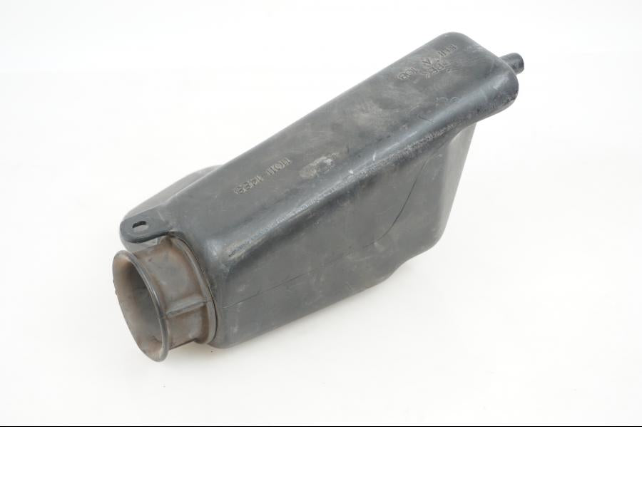 Framsidan på Luftburk från en Kawasaki VN 1500 -2002 motorcykel.