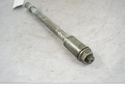 Framsidan på Axel från en Kawasaki VN 1500 -1996 motorcykel.