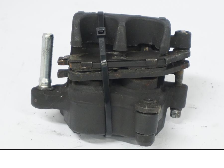 Snett uppifrån på Bromsok från en Honda CB 500 X -2015 motorcykel.