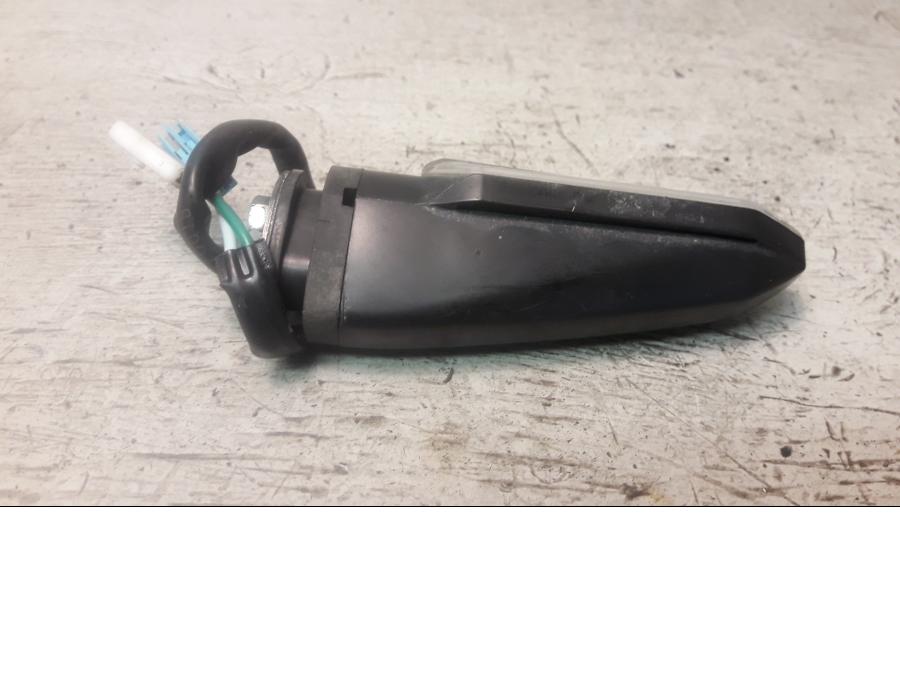 Baksidan på Blinkers från en Honda ADV 750 -2017 motorcykel.