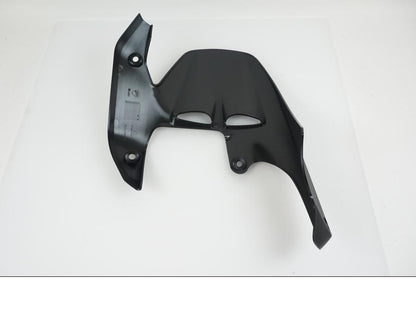 Vänster sida på Svingskärm från en Ducati X Diavel S -2016 motorcykel.