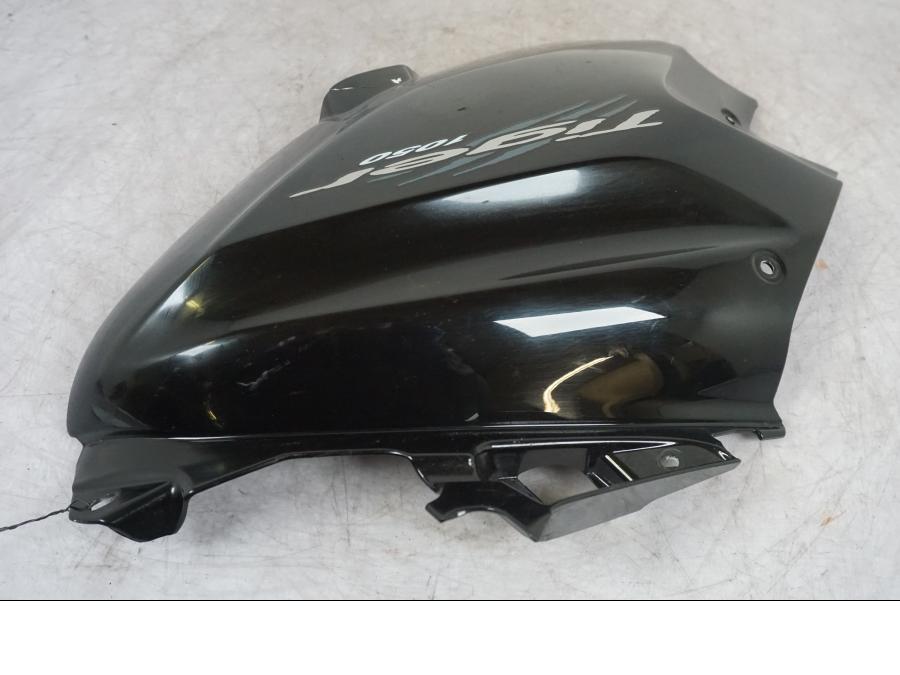 Extrabild1 på Sidkåpa från en Triumph Tiger -2009 motorcykel.