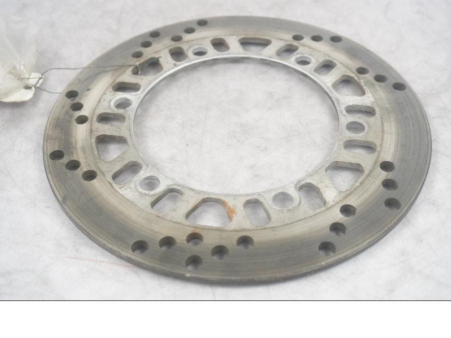 Höger sida på Bromsskiva från en Kawasaki GPX 600 -1993 motorcykel.