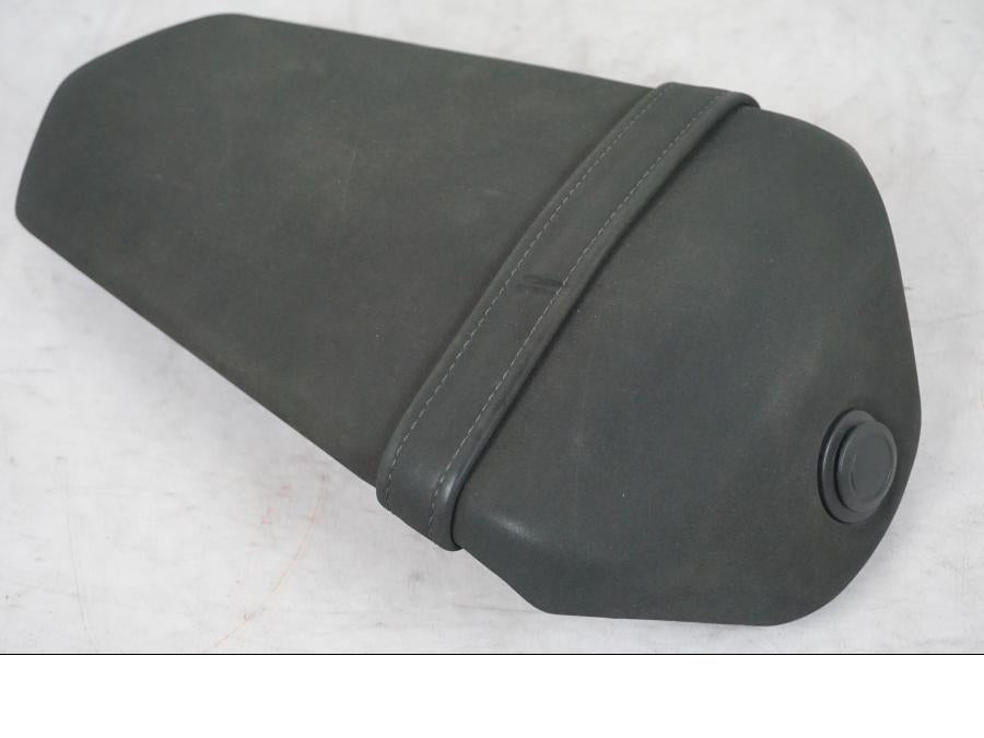 Framsidan på Sadel från en Yamaha MT 125 -2017 motorcykel.