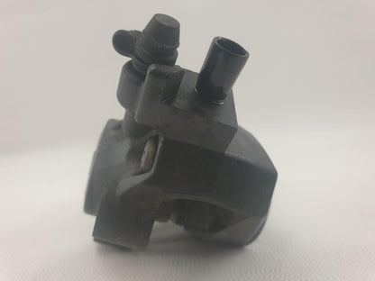 Snett nerifrån på Bromsok från en BMW R 1200 GS -2006 motorcykel.