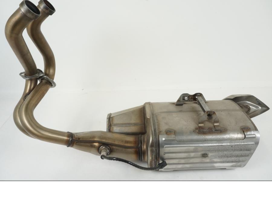 Extrabild1 på Avgassystem från en Kawasaki ER-6N -2012 motorcykel.