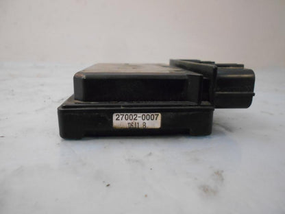 Höger sida på Reläbox från en Kawasaki Versys 650 -2007 motorcykel.