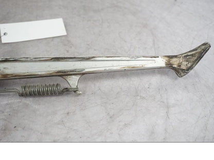 Höger sida på Sidostöd från en Triumph Tiger Explorer -2016 motorcykel.