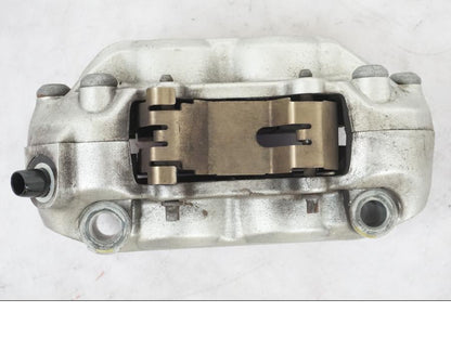 Höger sida på Bromsok från en KTM 690 Duke -2015 motorcykel.