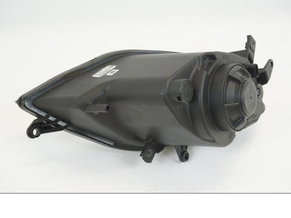 Höger sida på Strålkastare från en BMW S 1000 XR -2019 motorcykel.