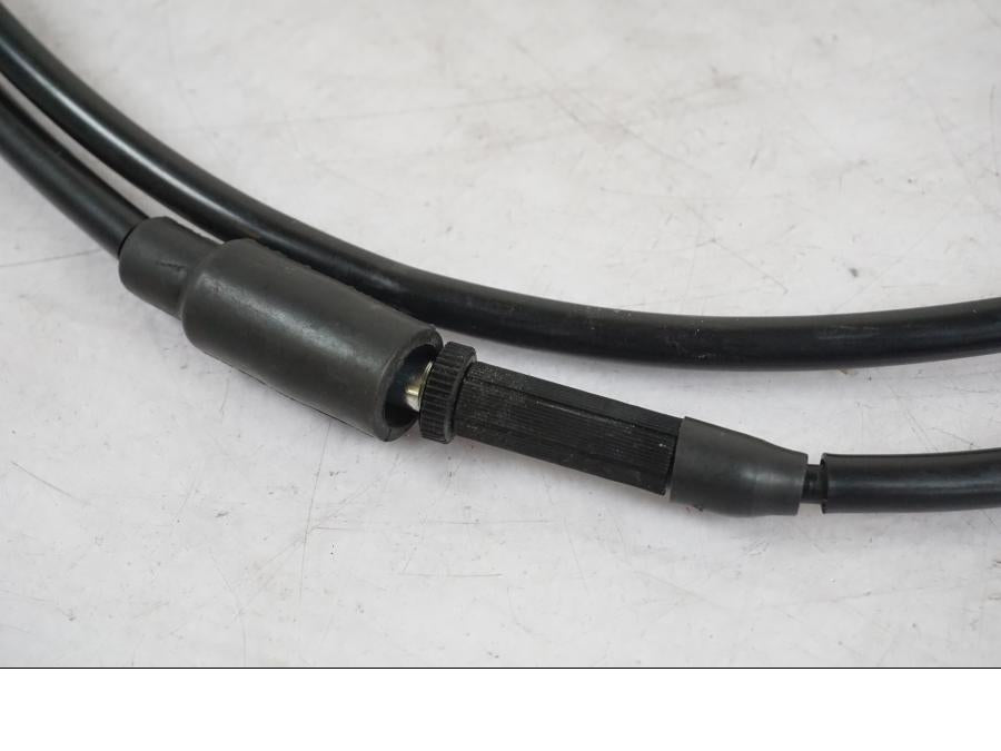 Snett uppifrån på Gasvajer från en Yamaha MT-09 -2020 motorcykel.