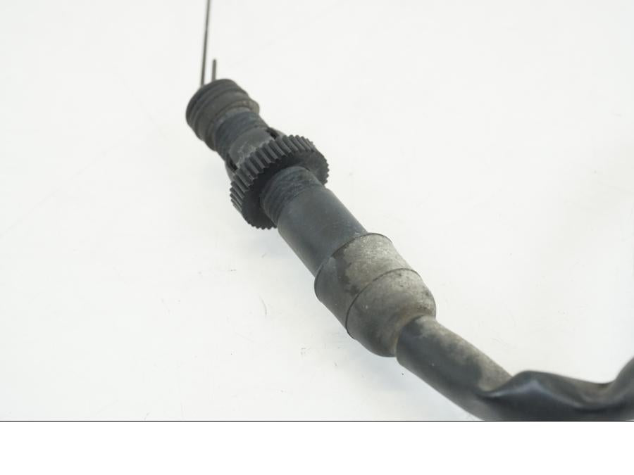 Snett nerifrån på Bromsljuskontakt från en Honda XL 1000 V -1999 motorcykel.