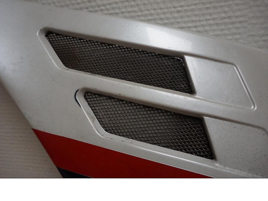Vänster sida på Sidopanel från en Yamaha FJ 1200 -1986 motorcykel.
