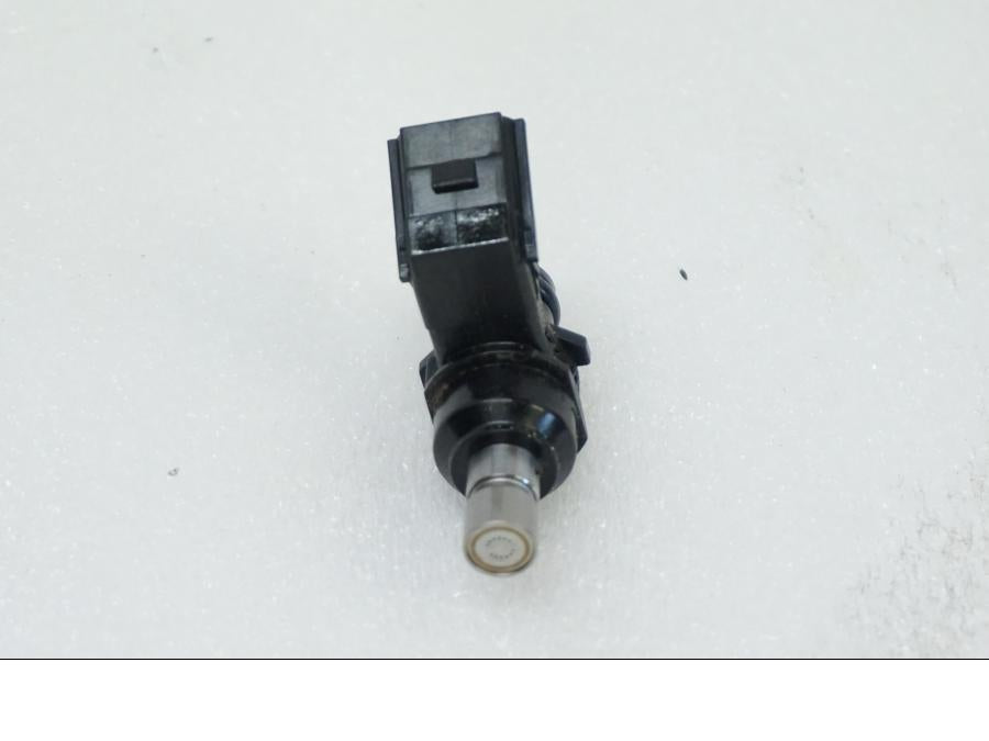 Vänster sida på Spridare från en KTM 1290 Super Adventure R -2021 motorcykel.