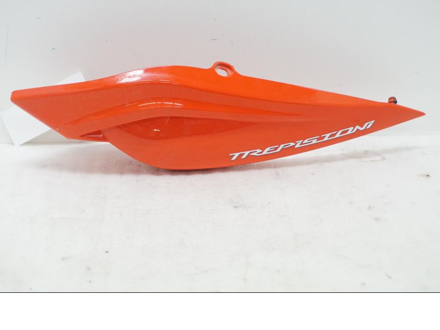 Baksidan på Bakvinge från en MV Agusta Brutale 800 -2014 motorcykel.