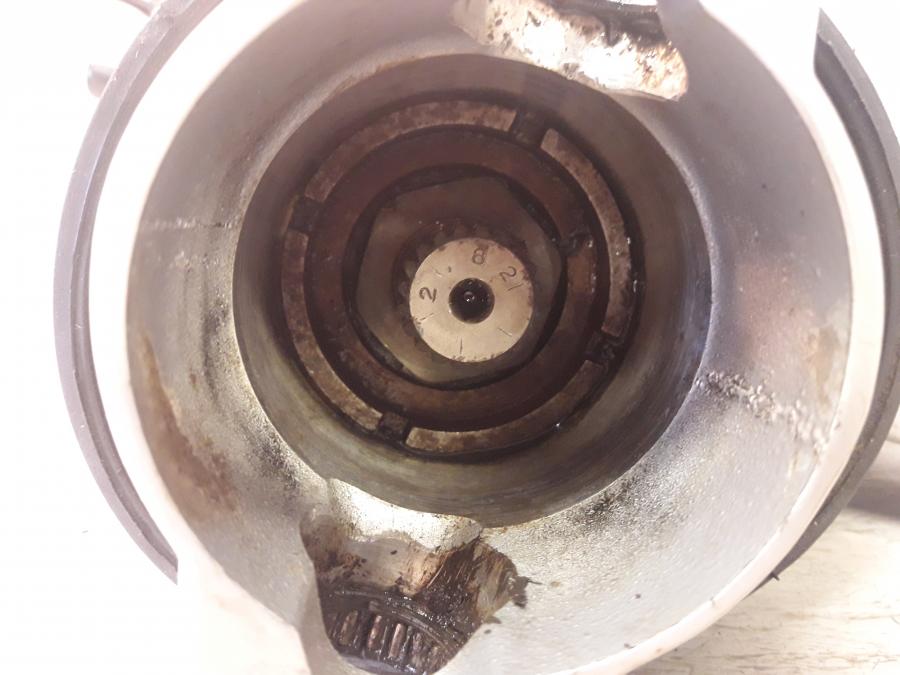 Vänster sida på Slutväxel från en BMW R 1150 R -2004 motorcykel.