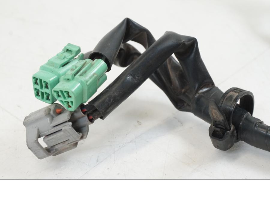 Baksidan på Insprutkablage från en Yamaha YZF 1000 R1 -2009 motorcykel.