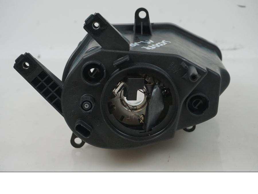 Höger sida på Strålkastare från en BMW S 1000 RR -2016 motorcykel.