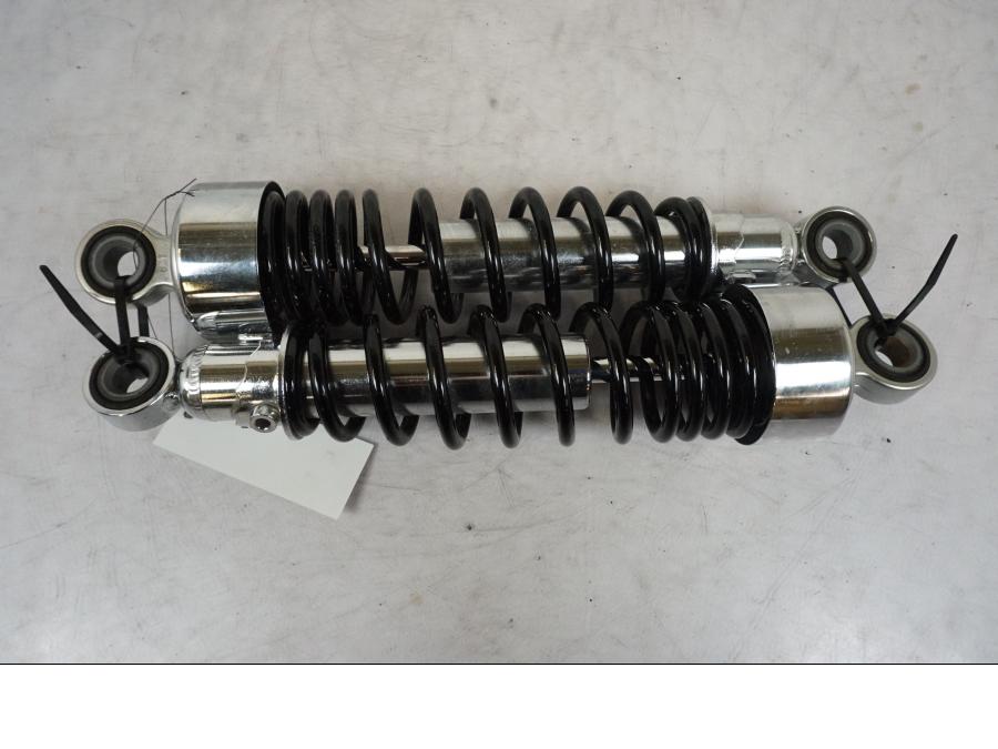 Snett uppifrån på Stötdämpare från en Triumph Bonneville T120 -2021 motorcykel.