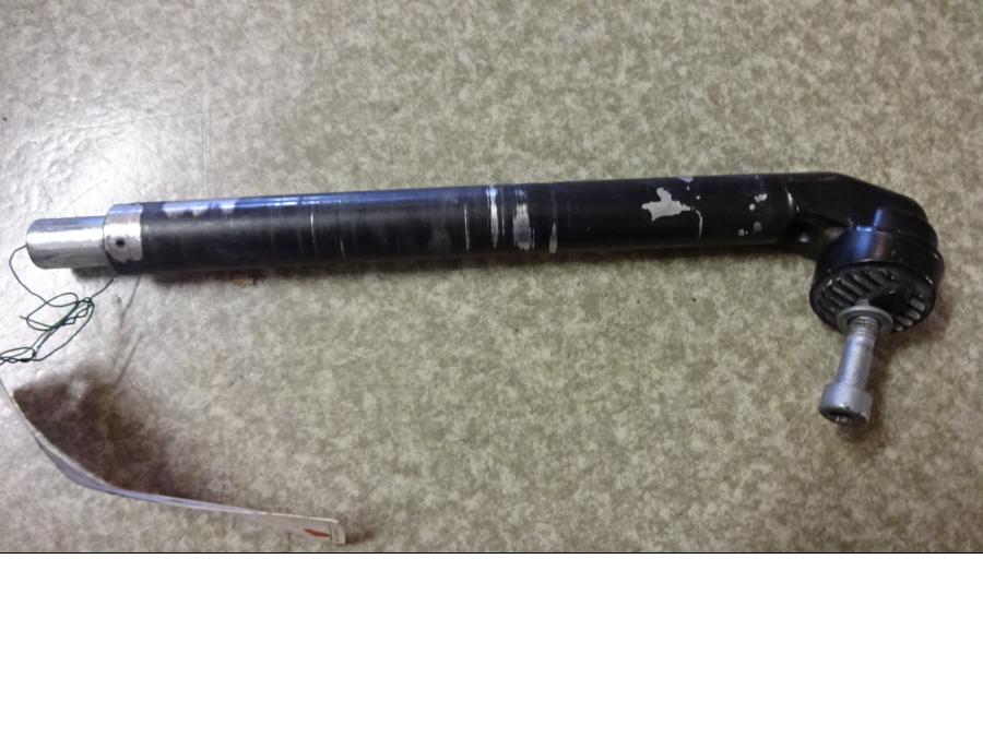 Baksidan på Styre från en BMW R 1150 RS -2002 motorcykel.