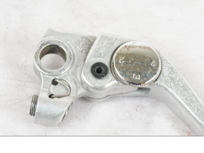 Baksidan på Bromsgrepp från en KTM 690 Duke -2015 motorcykel.