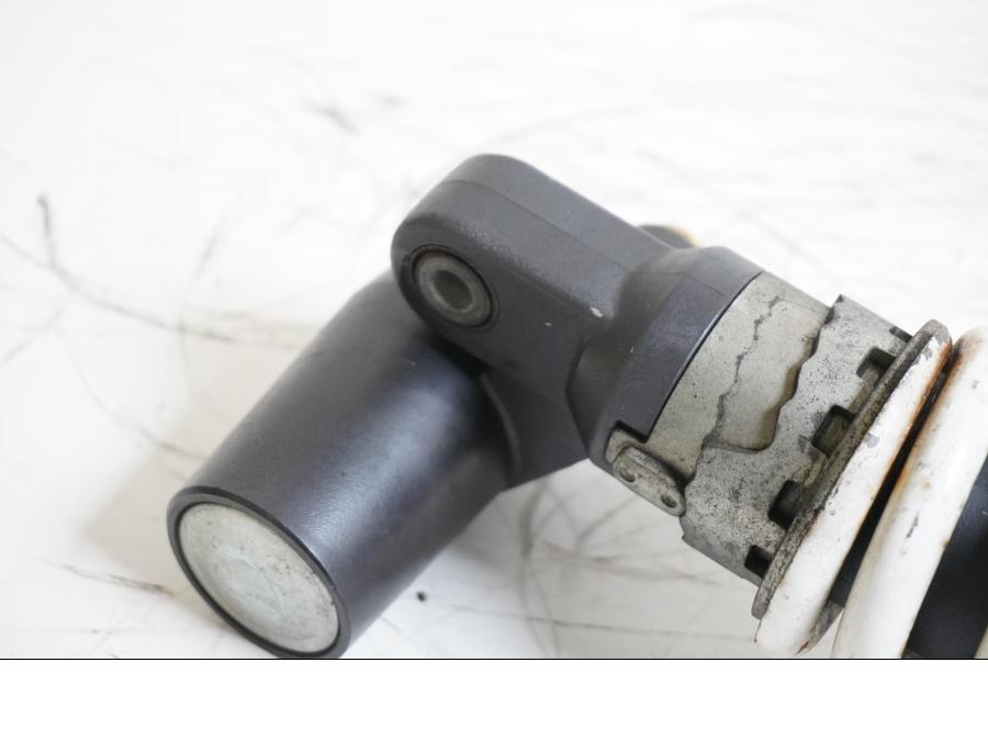 Höger sida på Stötdämpare från en Honda CBR 900 RR -2000 motorcykel.