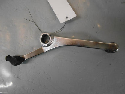 Höger sida på Växelpedal från en Suzuki GSF 650 -2011 motorcykel.