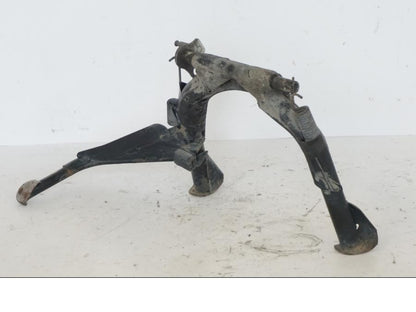 Höger sida på Centralstöd från en Honda SH 300 A -2011 scooter.