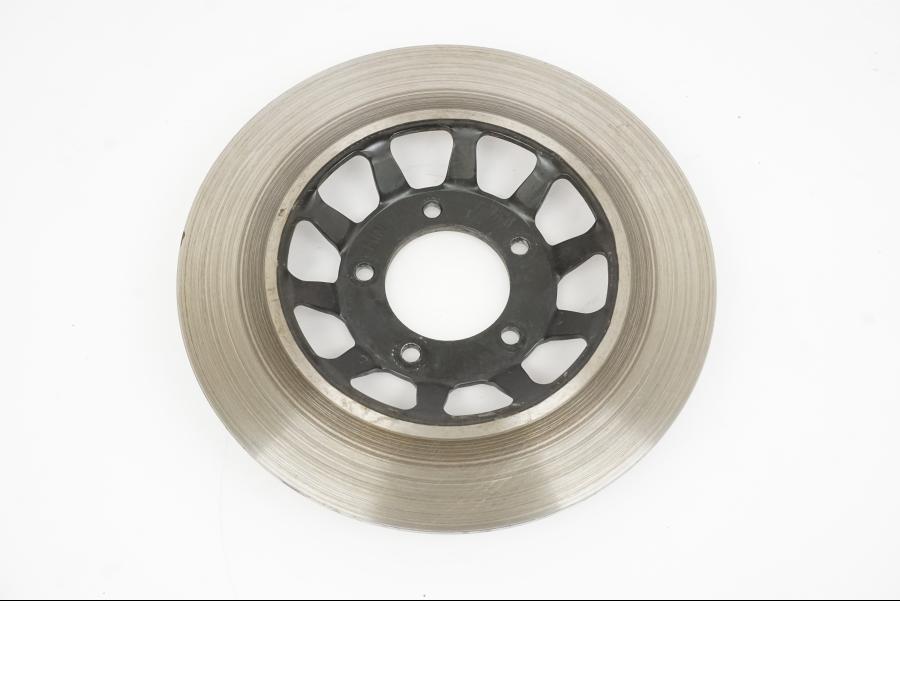 Framsidan på Bromsskiva från en Honda CB 650 -1982 motorcykel.