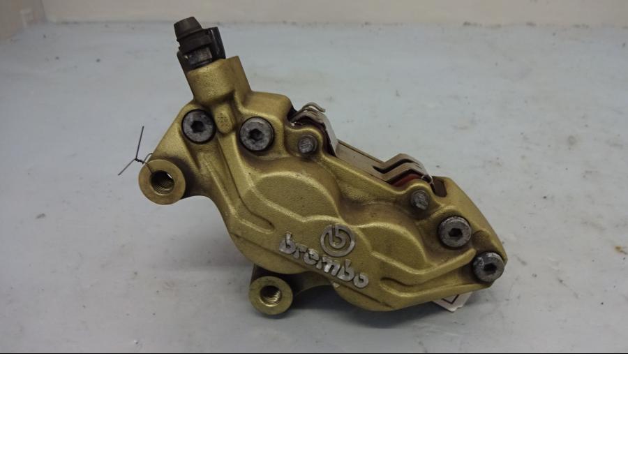 Framsidan på Bromsok från en Ducati ST2 -2001 motorcykel.