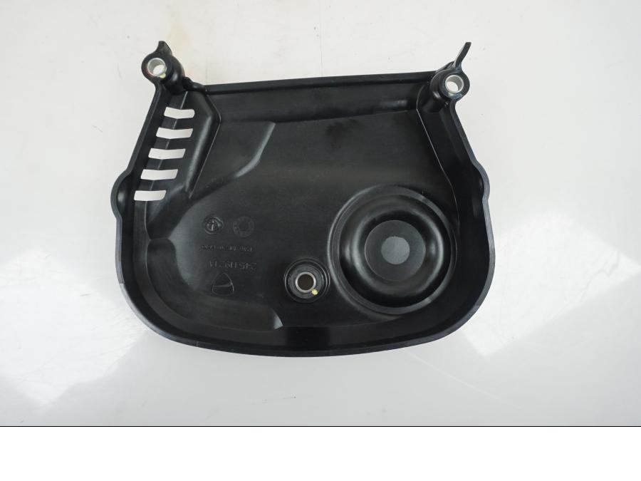 Baksidan på Motorkåpa från en Ducati Desert X -2022 motorcykel.