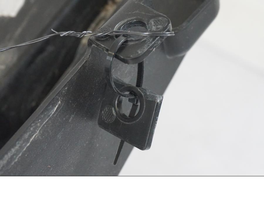 Höger sida på Undertail från en BMW R 1250 GS -2021 motorcykel.