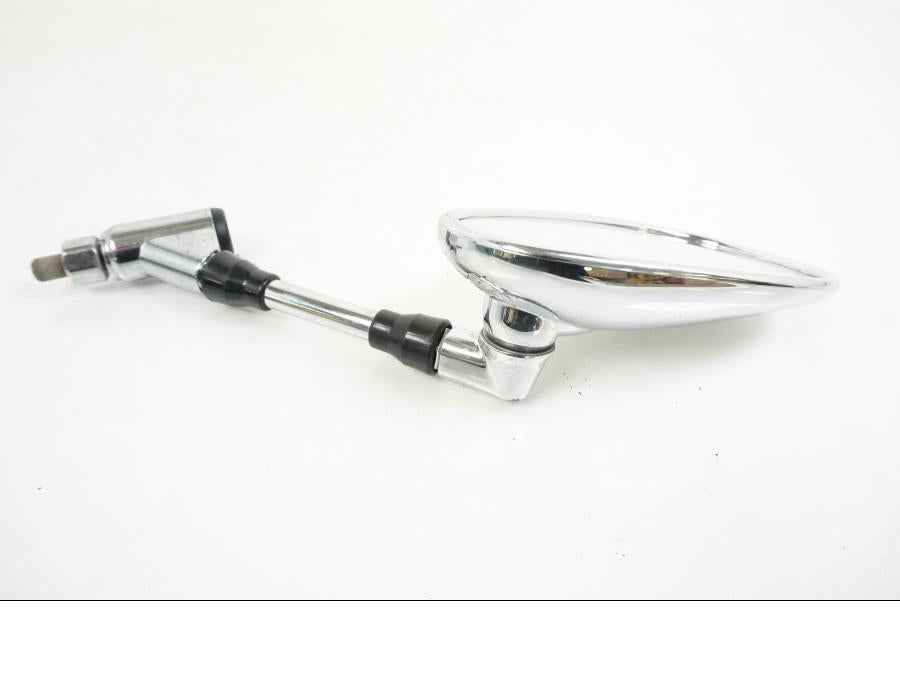 Baksidan på Backspegel från en Yamaha XJR 1300 -2007 motorcykel.