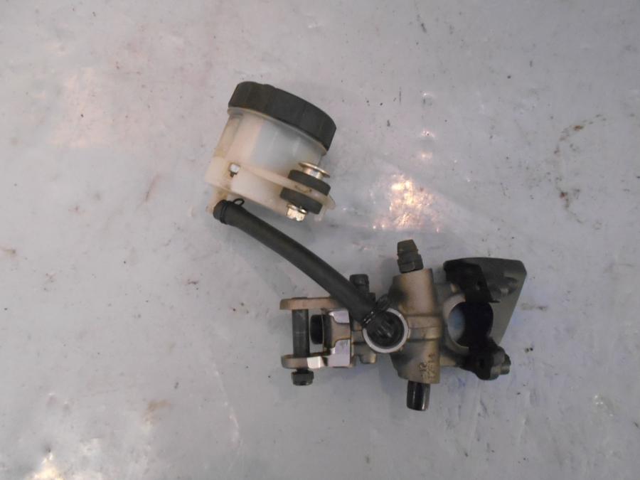 Framsidan på Bromshuvudcylinder från en Ducati Multistrada 1200 -2012 motorcykel.